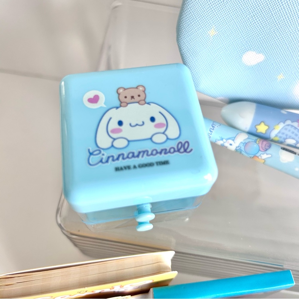 🩵(CIN325) Cinnamoroll Adorable 10-Piece Pencil Case Bundle! - Picture 2 of 7